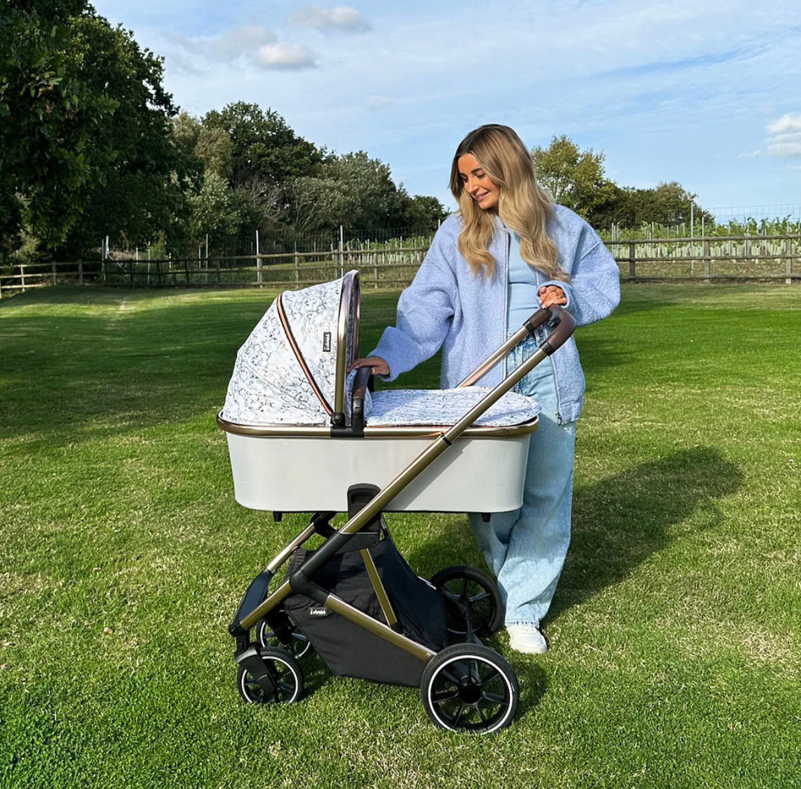 MB500i 3-in-1 Travel System with i-Size Car Seat - Dani Dyer Rose Gold Marble
