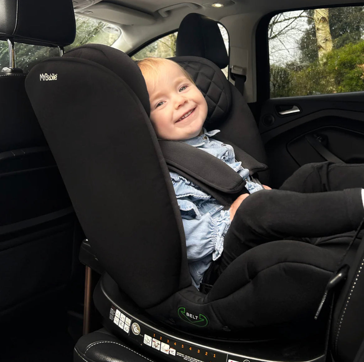 Billie Faiers iSize Quilted Black Spin Car Seat (40-150cm)