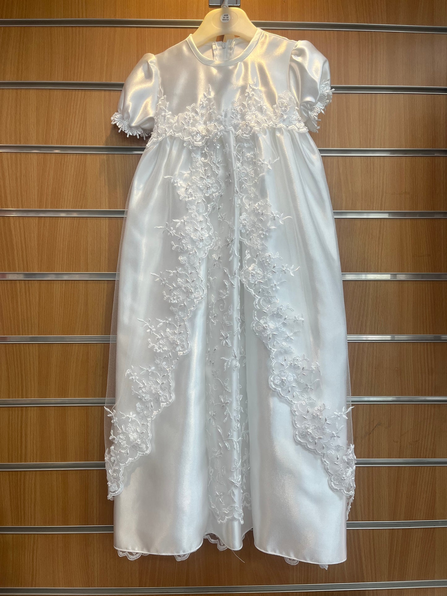 White Full length Christening Gown 6-12 Months