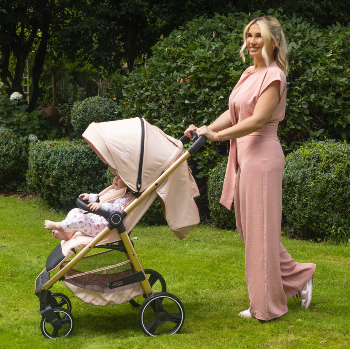 MB160 Pushchair - Billie Faiers Rose Gold Blush