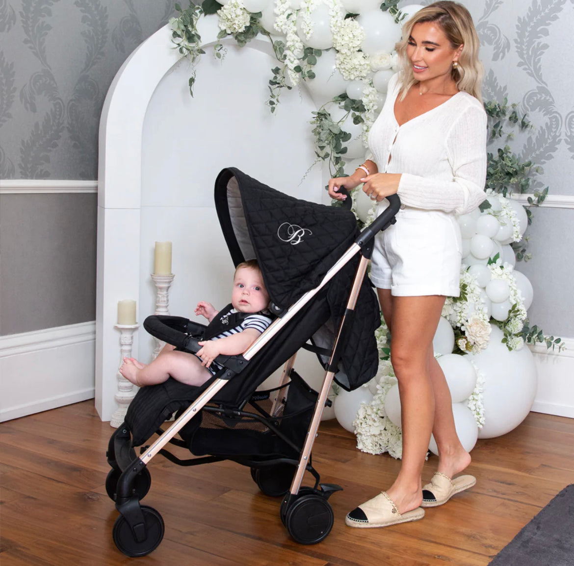 MB51 Billie Faiers Black Quilted Lightweight Stroller