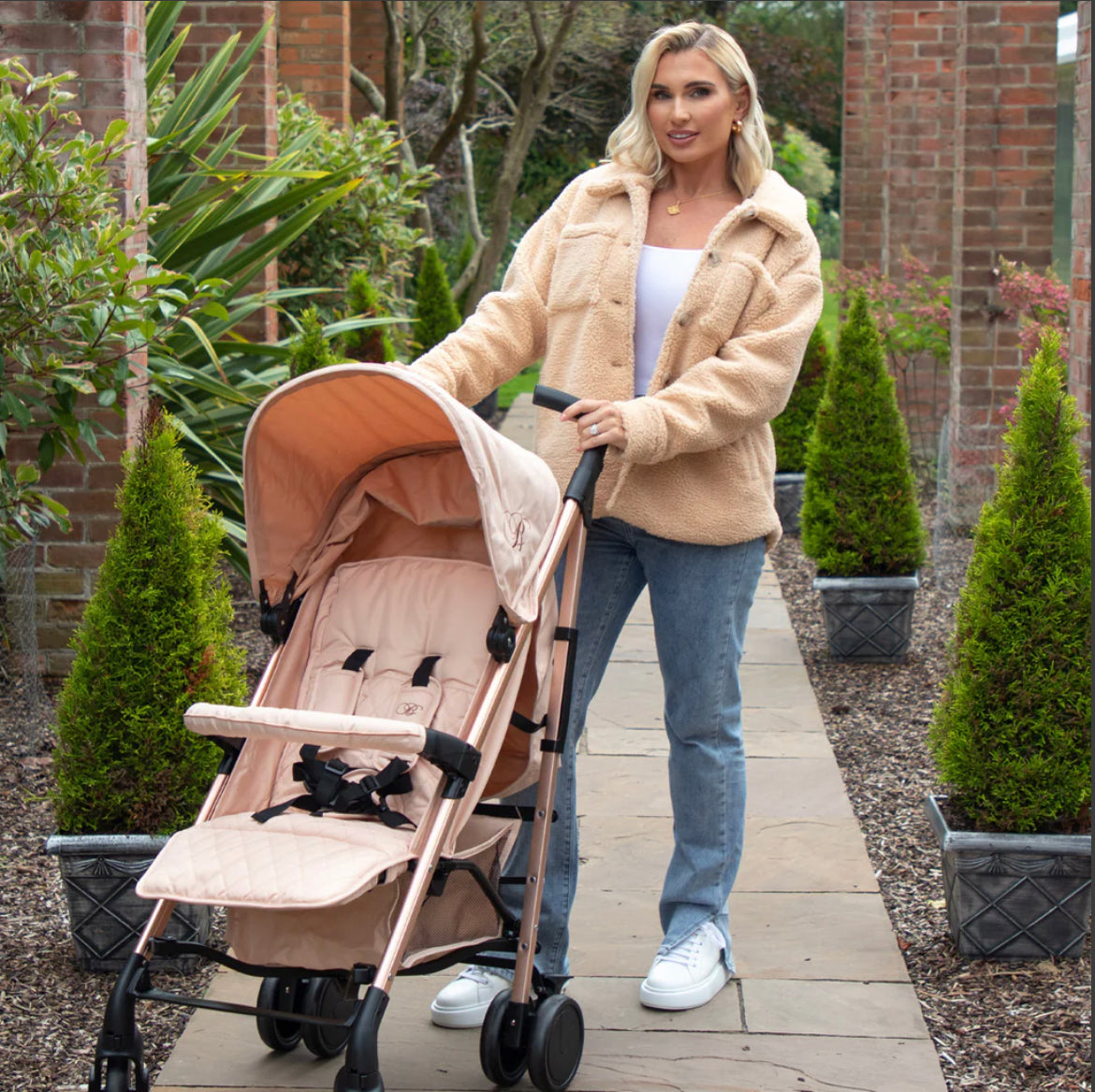 MB51 Billie Faiers Blush Pink Lightweight Stroller