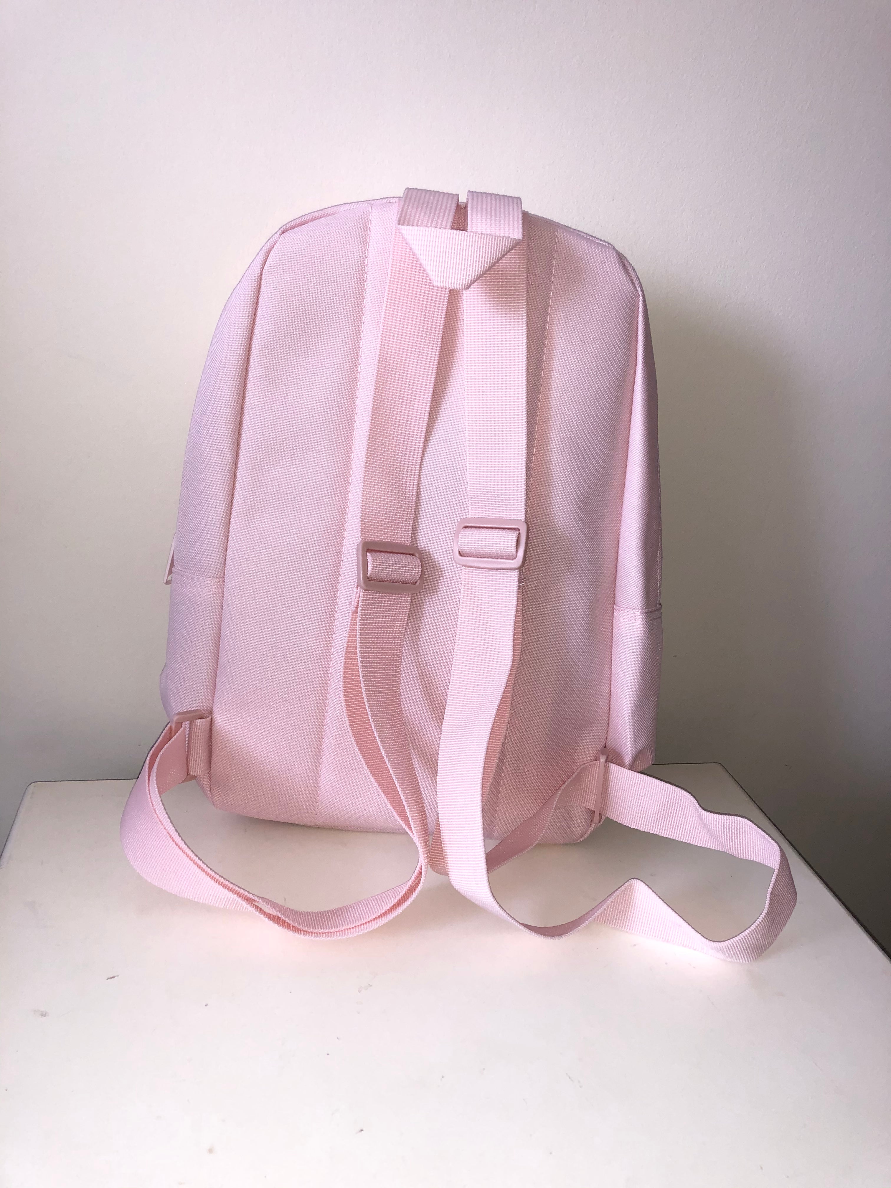 Light deals pink backpack